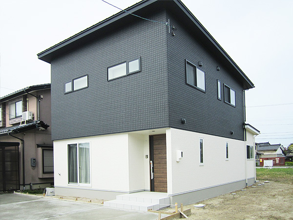 高岡市角三島