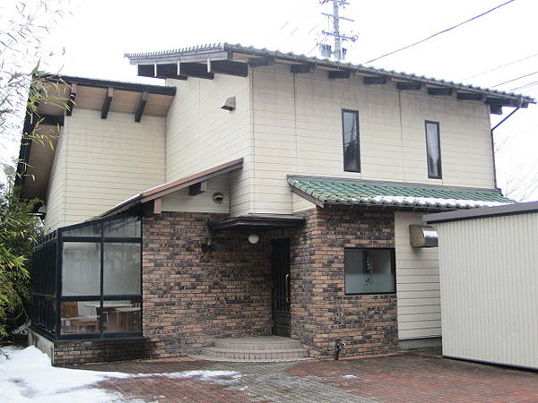 高岡市常国575